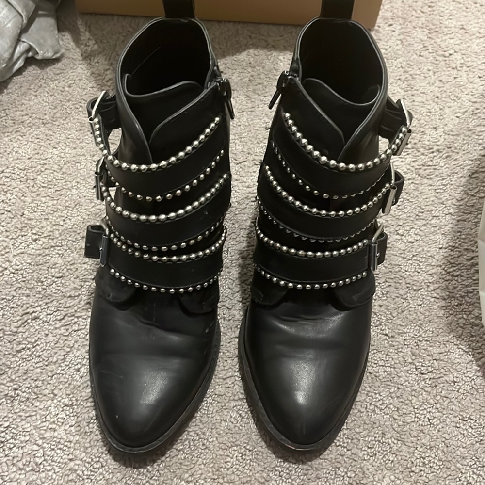 Steve Madden booties